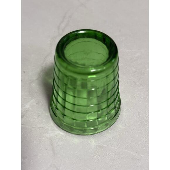 Vintage 1930s Hazel Atlas Uranium Glass Shot Glass 2" Tall Glows Green - Picture 6 of 9
